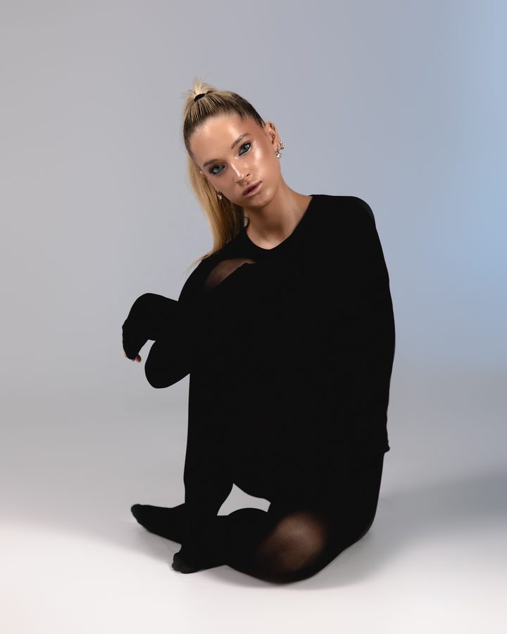 Яна Тимохина — съёмка каталога, кадр 28